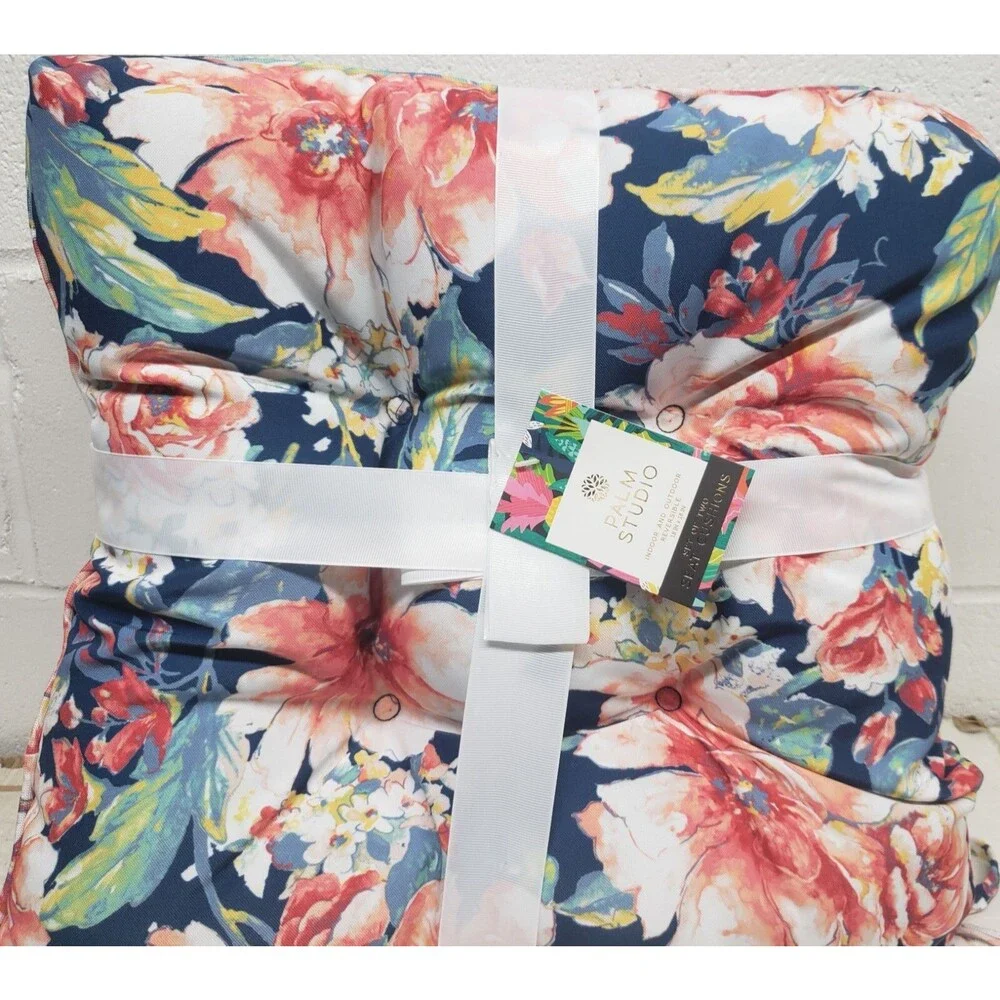 2 THICK REVERSIBLE CUSHION CHAIR PADS w/ties (18